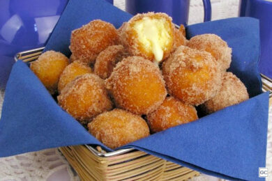 Bolinho de Chuva Recheado Delicioso