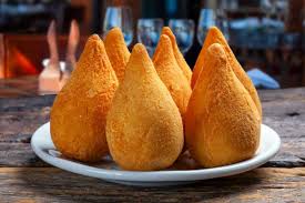 Coxinha Cremosa de Carne Assada