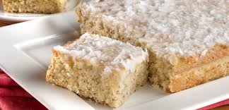 Bolo de Abacaxi com Coco